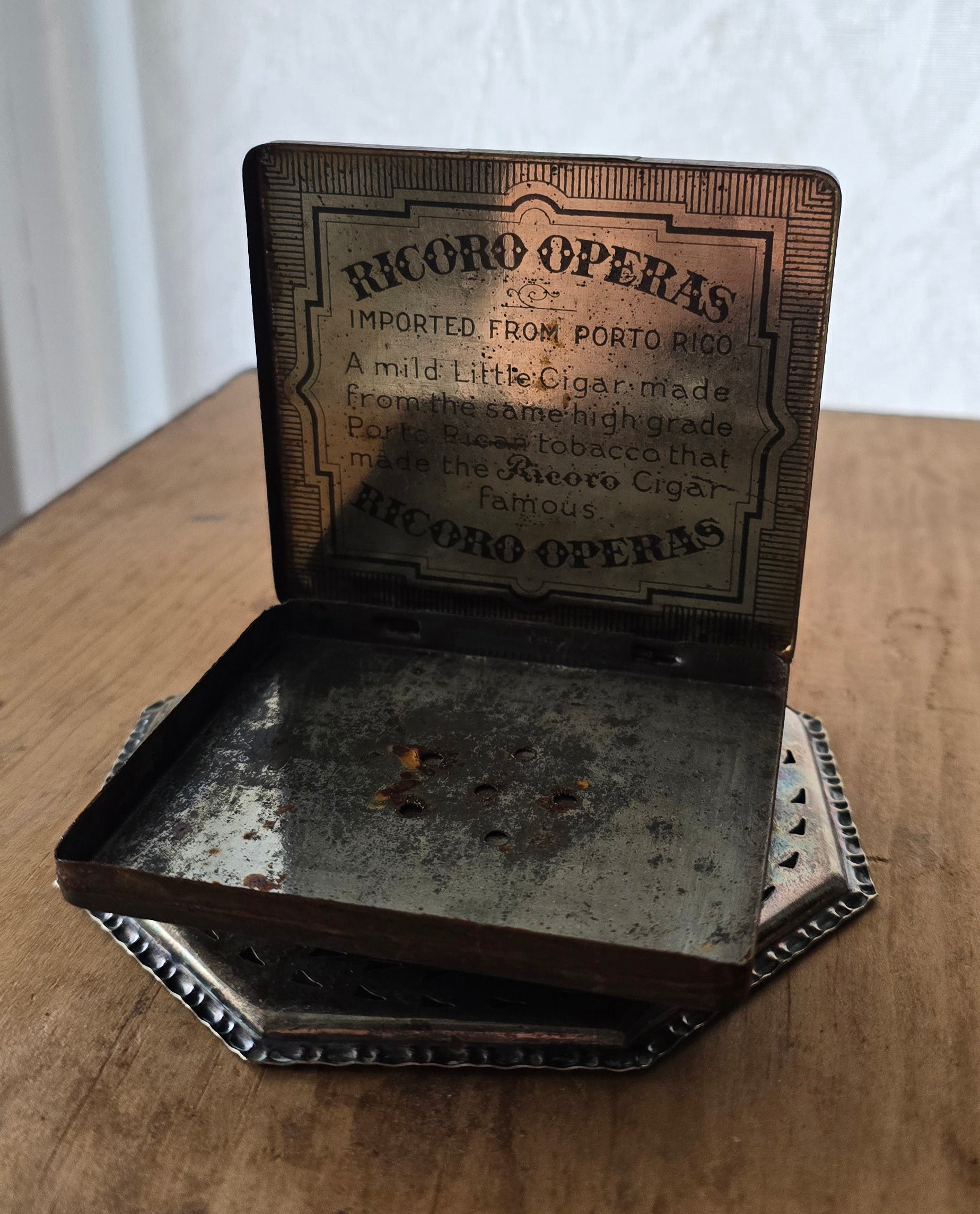 Rigorous Operas Cigar Tin