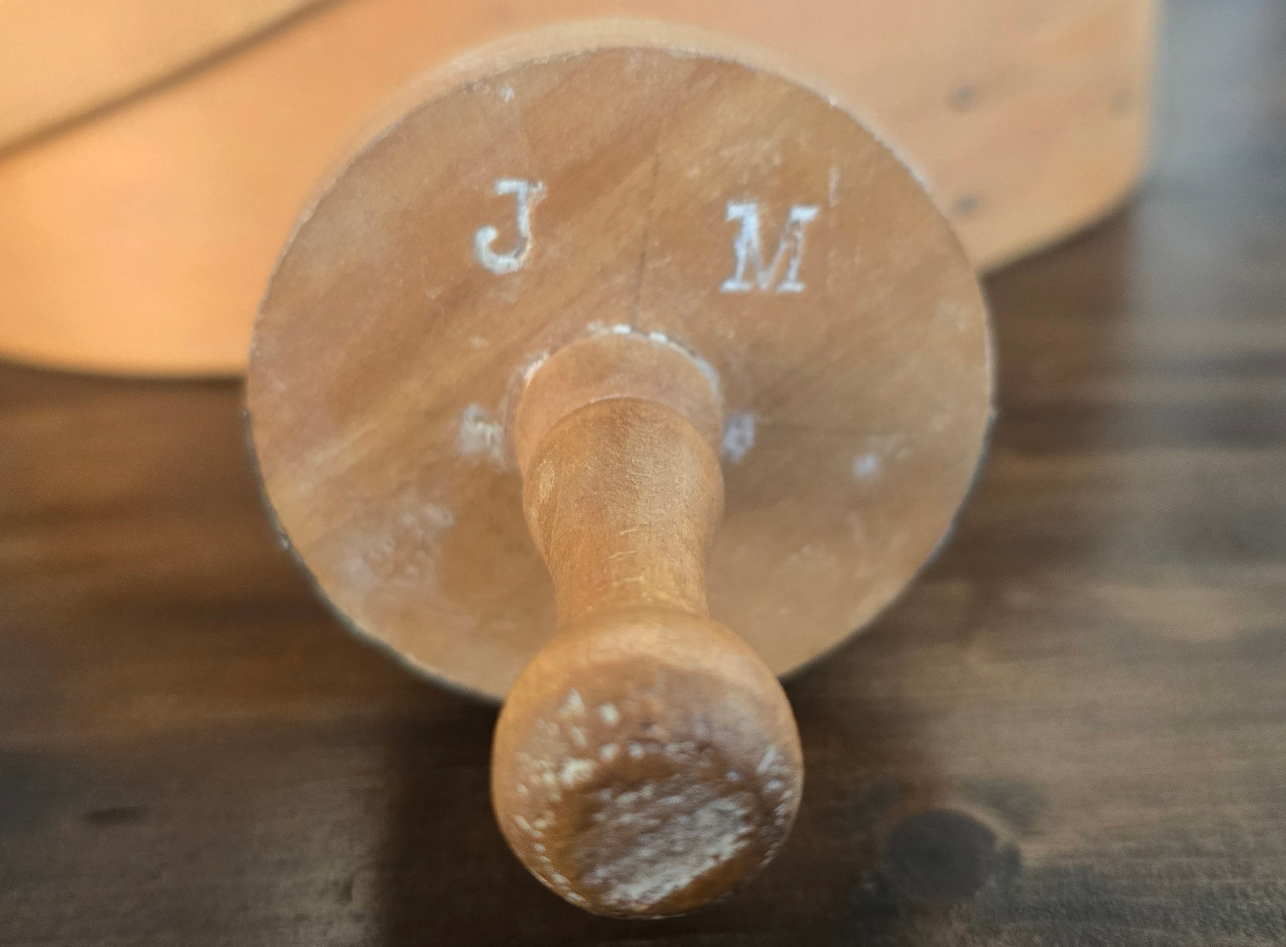 J.M. Primitive Scoop