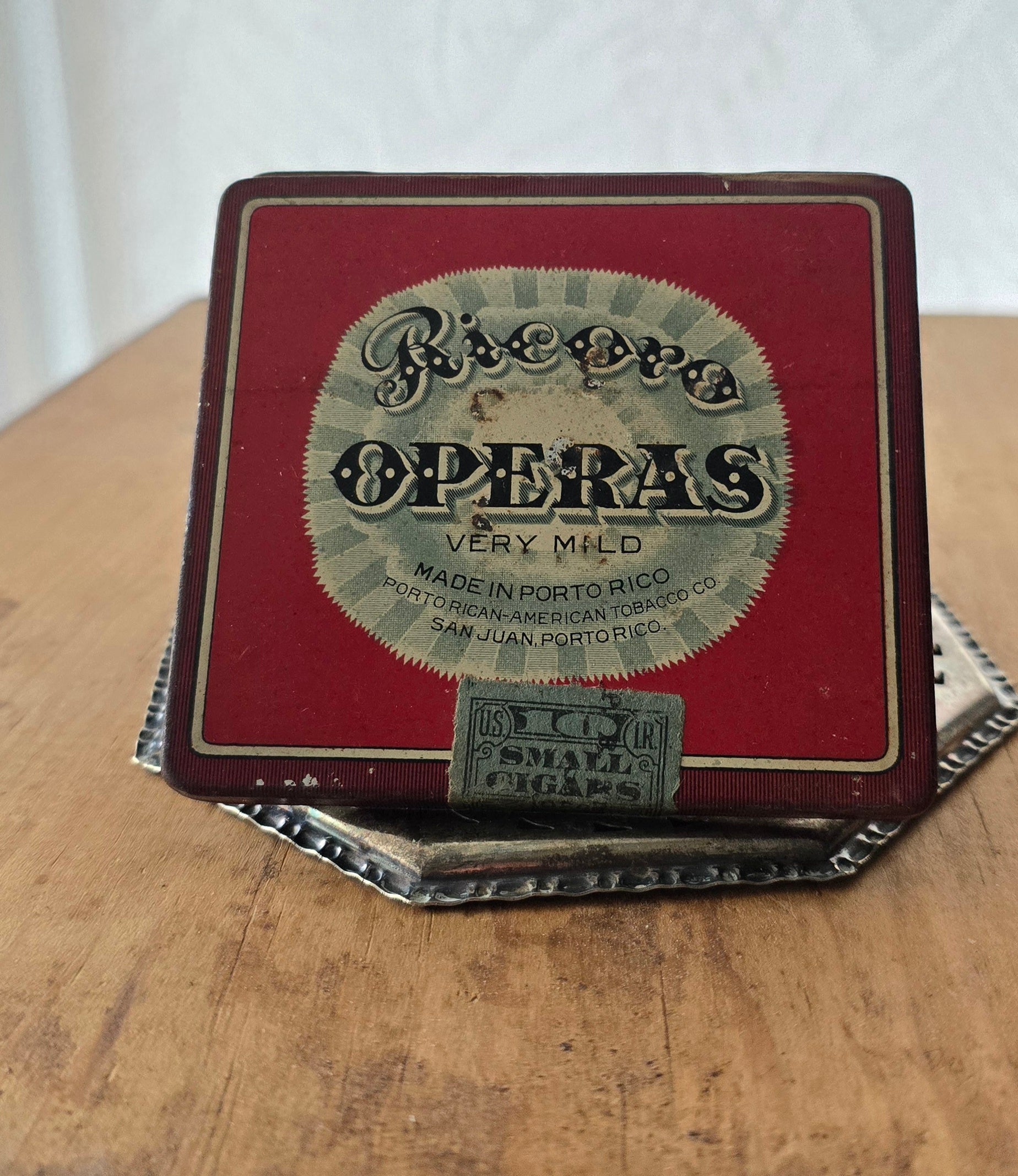 Rigorous Operas Cigar Tin
