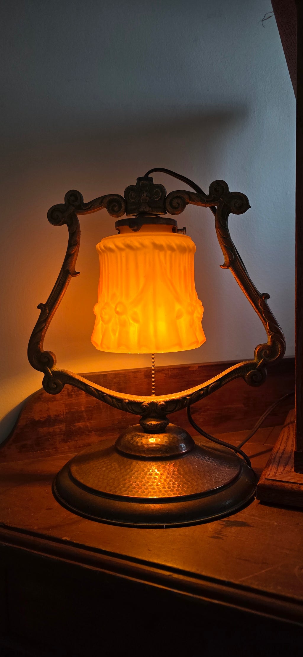 Satin Glass Brass Bell Swival Table Lamp