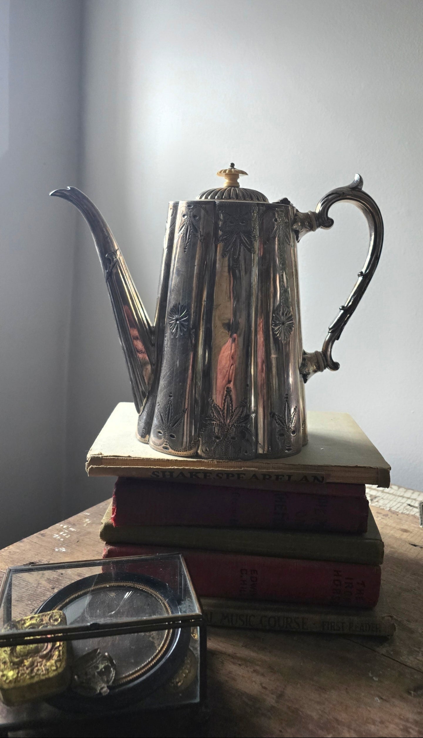 Late 1800s Elkington & Co. Silver Plated Coffee Pot