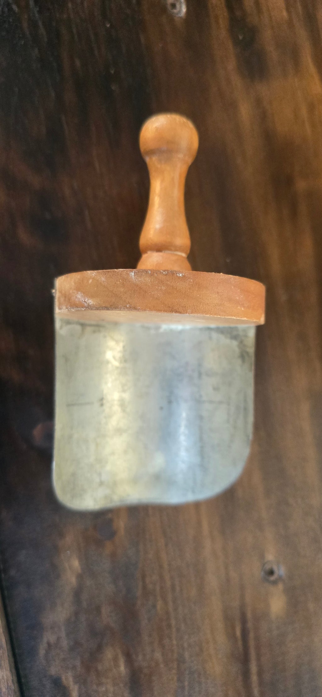 J.M. Primitive Scoop