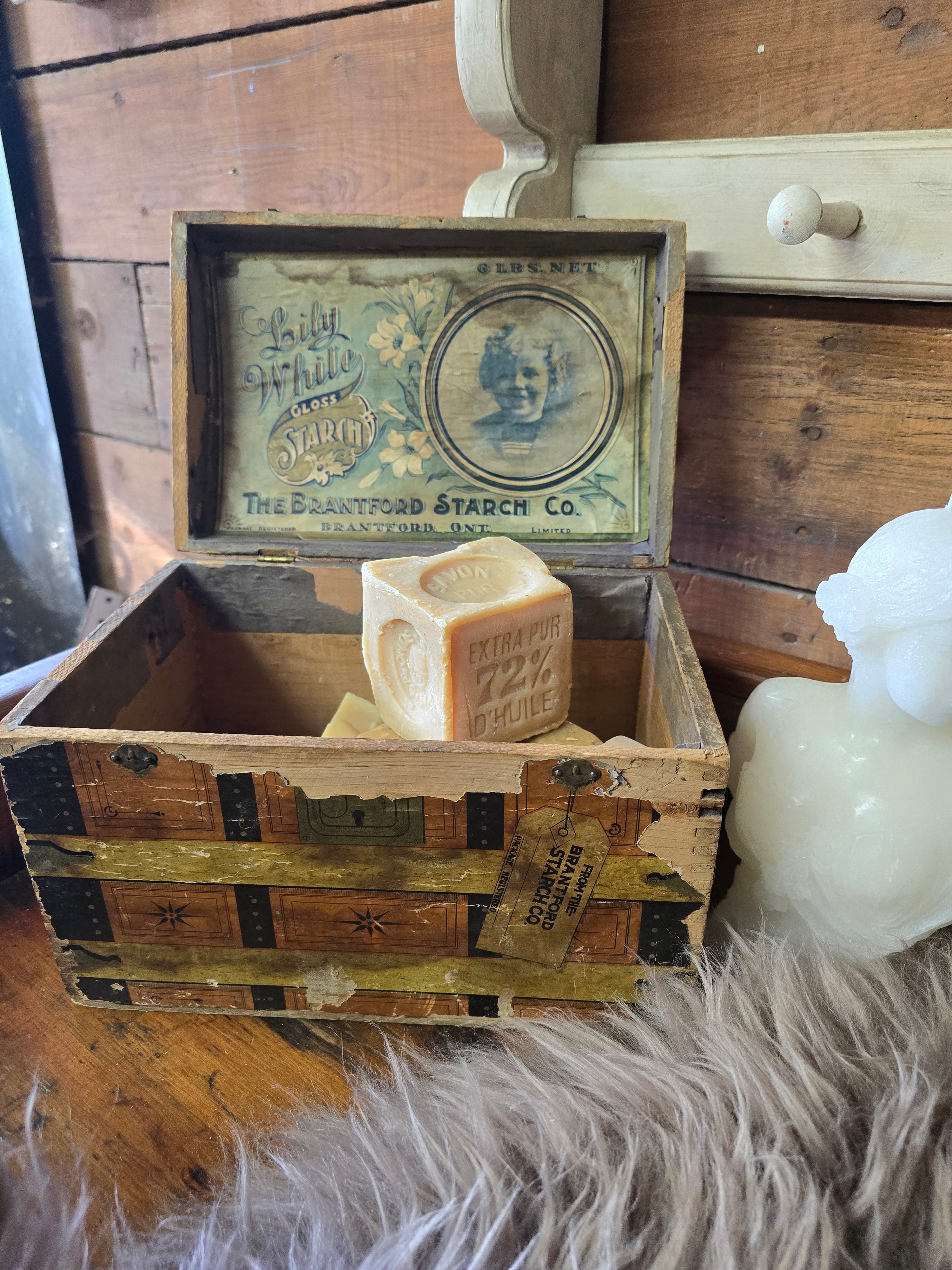 Lily White Brantford Startch Co. Soap Box