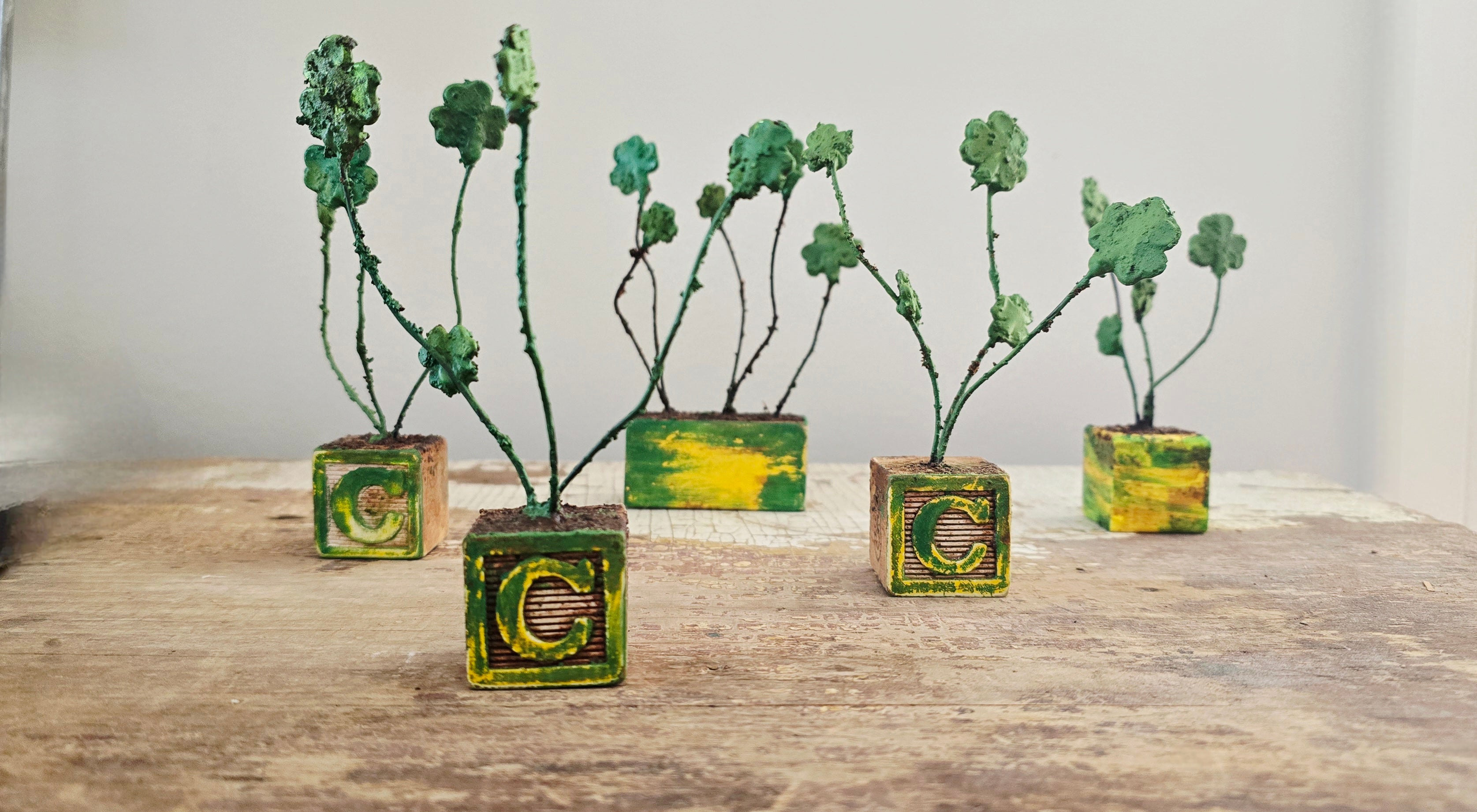 Grungey Clover Blocks